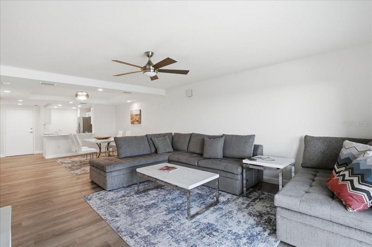 7300 Sun Island Drive S, Unit 905, South Pasadena, FL 33707 Photo