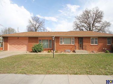 5540 S Street , Lincoln, NE 68504