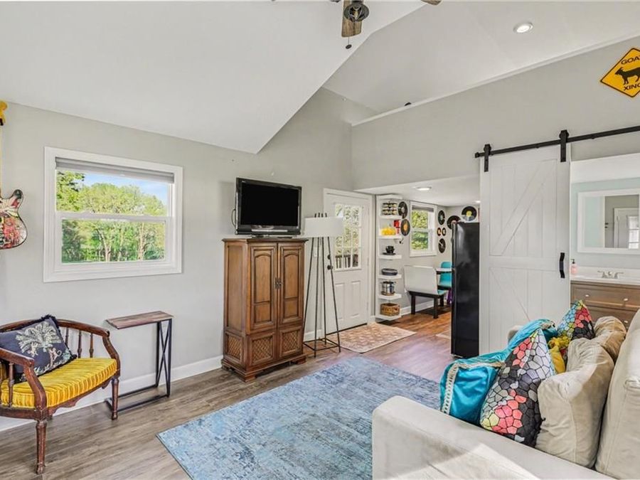 Property Image 39