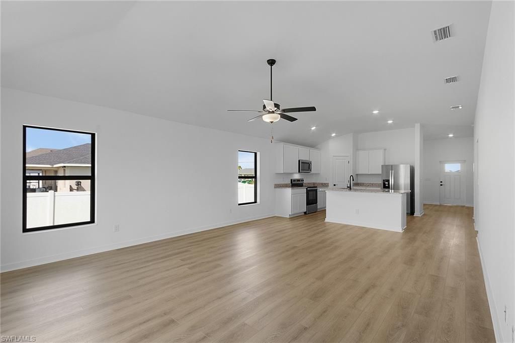 526 Parkdale Blvd, Lehigh Acres, FL 33974 Photo