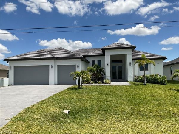 335 SW 31st PL , CAPE CORAL, FL 33991