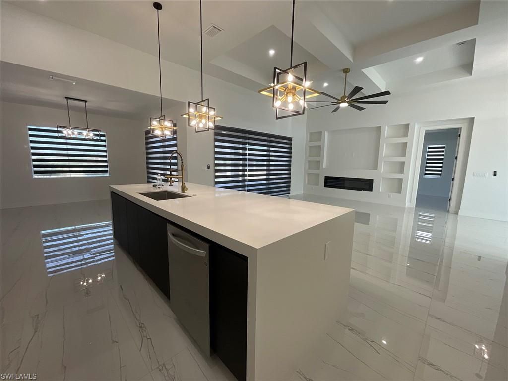 335 SW 31st Pl , Cape Coral, FL 33991 Photo