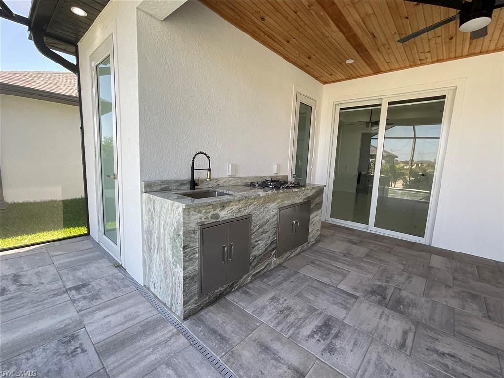 335 SW 31st Pl , Cape Coral, FL 33991 Photo