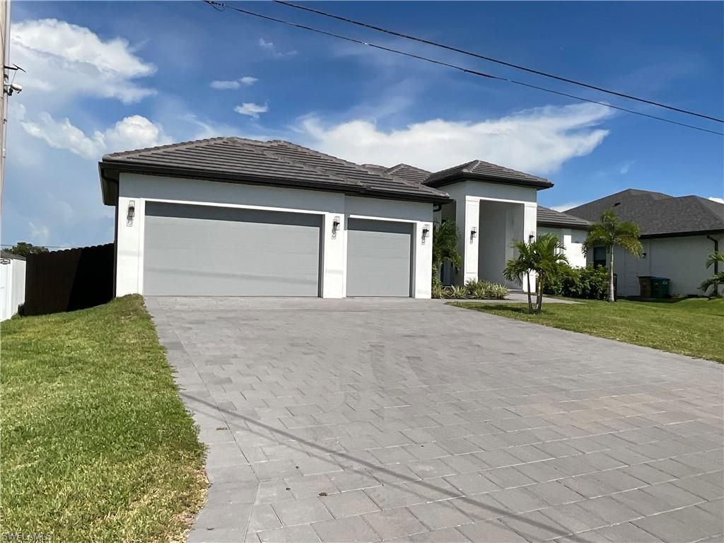 335 SW 31st Pl, Cape Coral, FL 33991 Photo