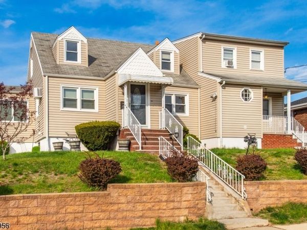 89 Norwood Ave, Lodi, NJ 07644