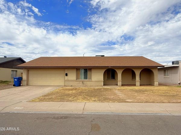 1904 E GREENWAY Drive, Tempe, AZ 85282