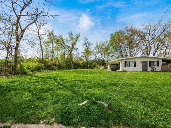 1835 E Blake Avenue , Columbus, OH 43219