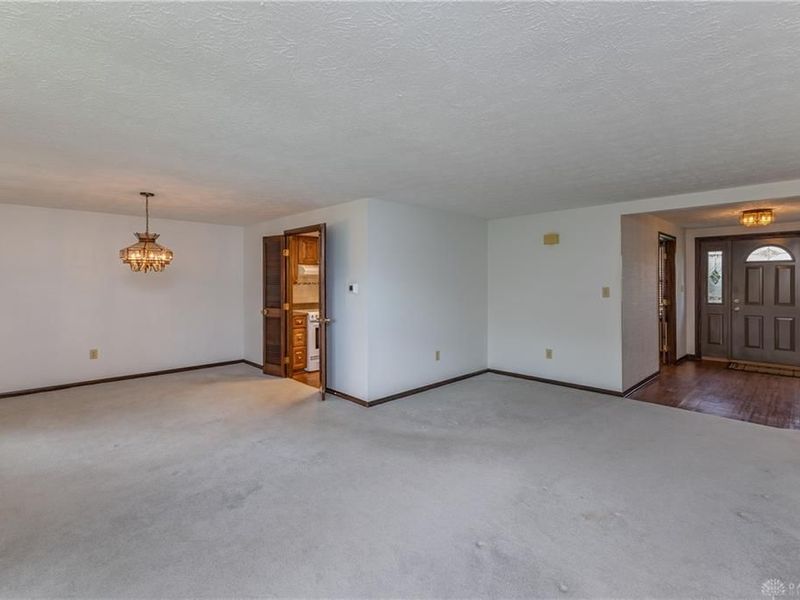 7200 Haer Drive, Butler Township, OH 45414 Photo 6