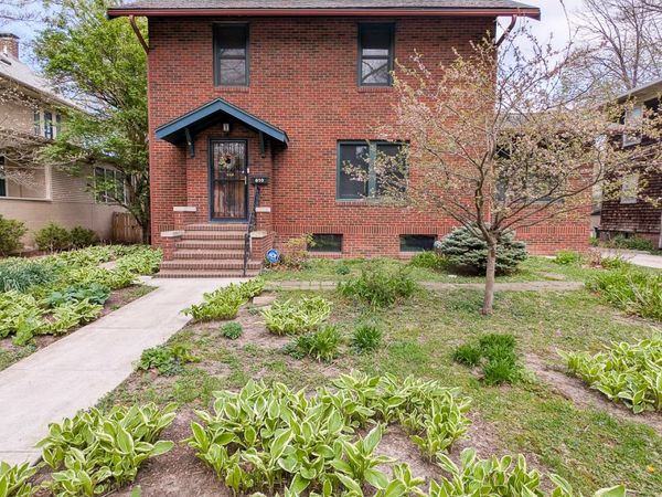 610 W Indiana Avenue W, Urbana, IL 61801