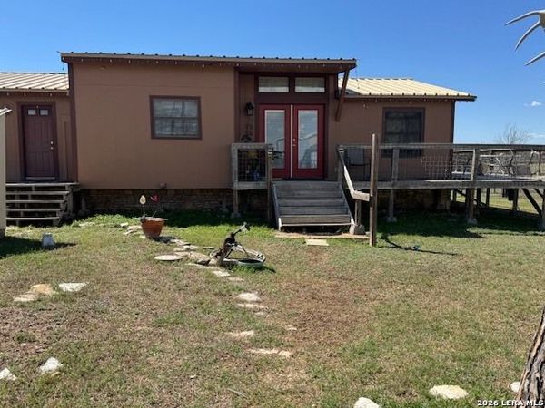 140 BRYCE LN, Comfort, TX 78013