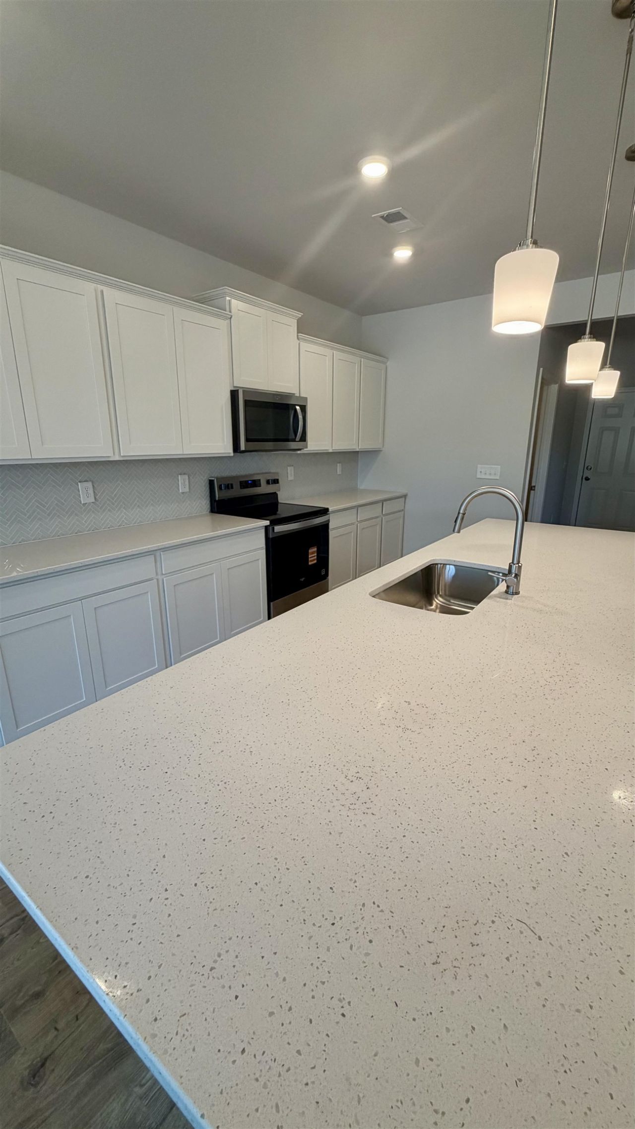 124 Furnies Place  Photo 15