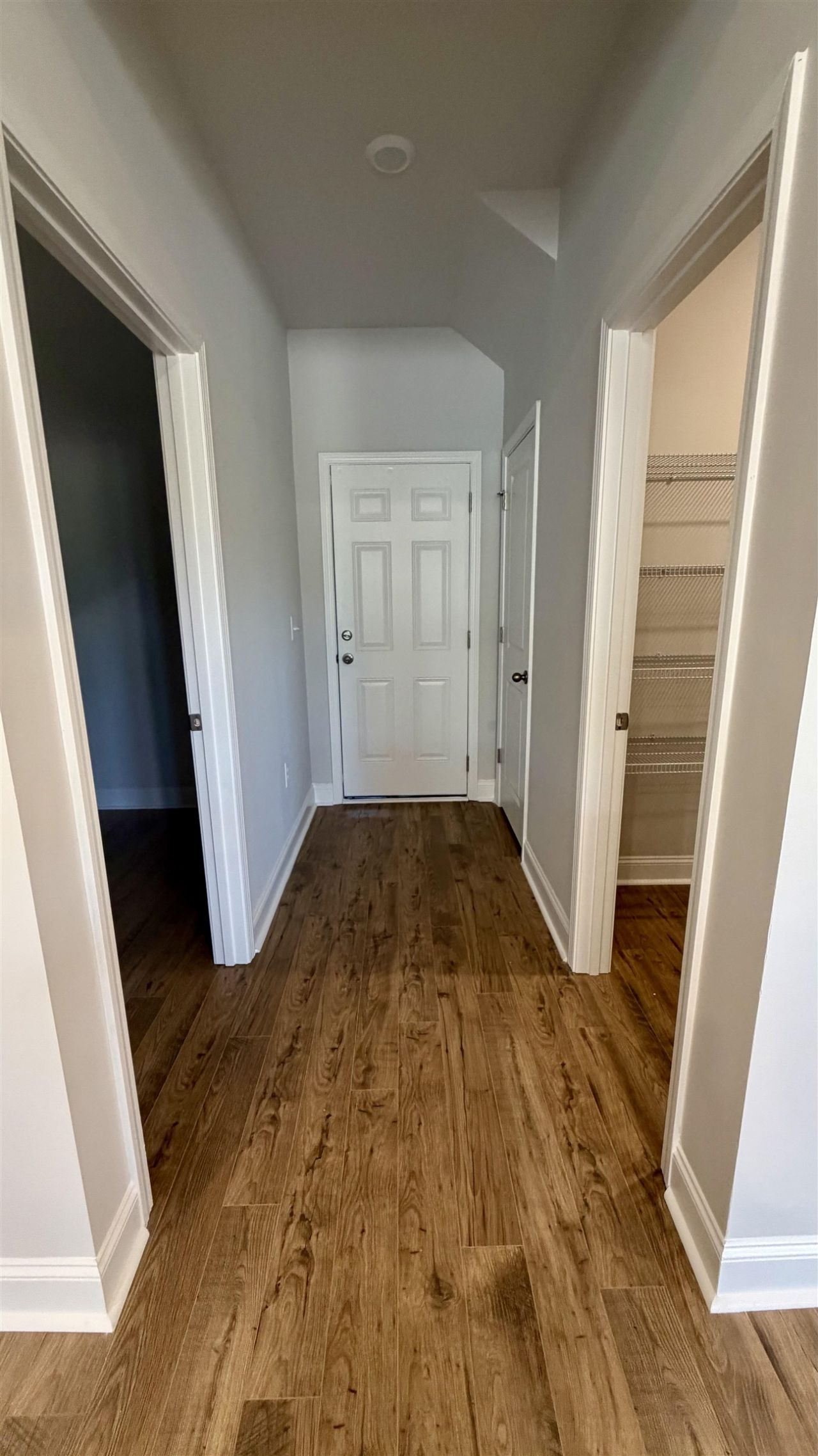 124 Furnies Place  Photo 23