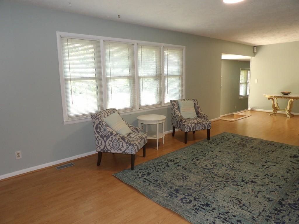 917 9th Ave. S Photo 5