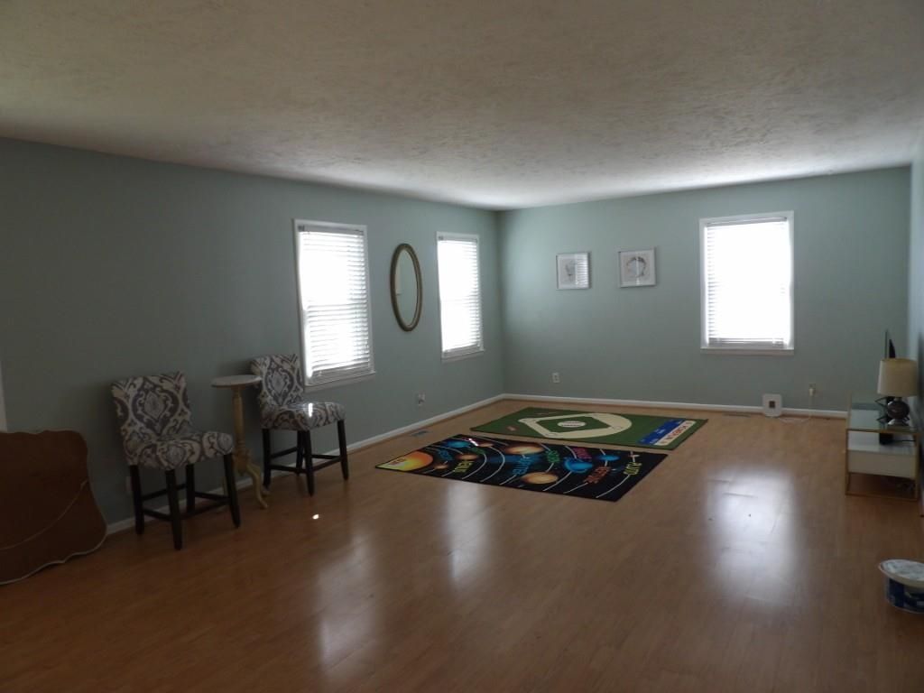 917 9th Ave. S Photo 6