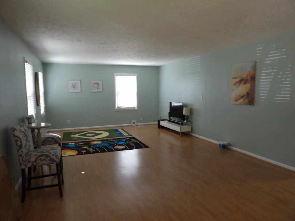 917 9th Ave. S Photo 8