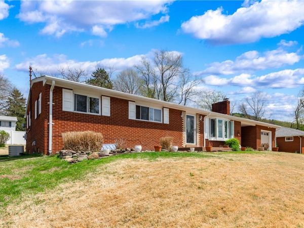 816 7th St , Rochester, PA 15074