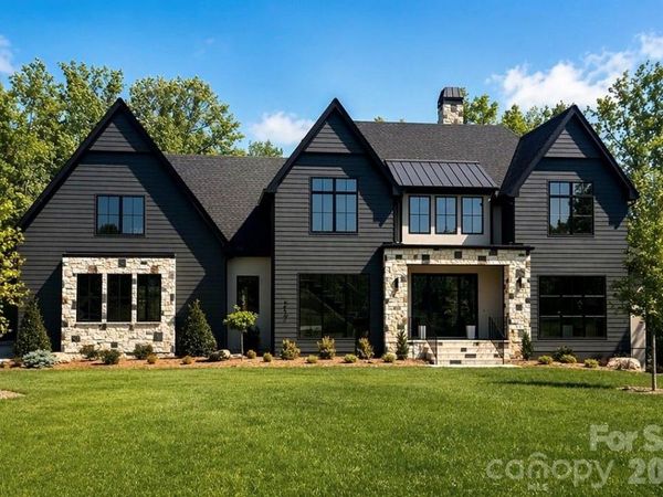 217 Crest Court , Weddington, NC 28104