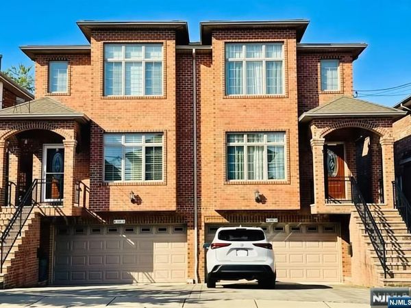 229 E Columbia B, PALISADES PARK, NJ 07650