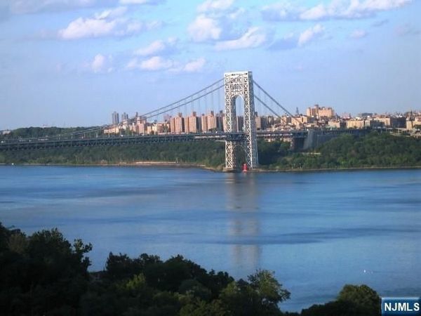 3 Horizon Road 1418, Unit 1418, FORT LEE, NJ 07024