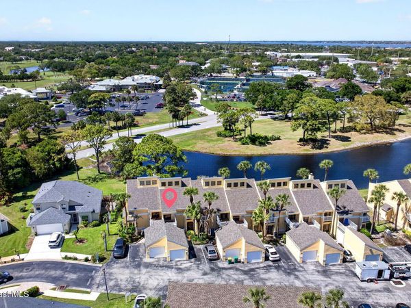 360 Lofts Drive, Melbourne, FL 32940