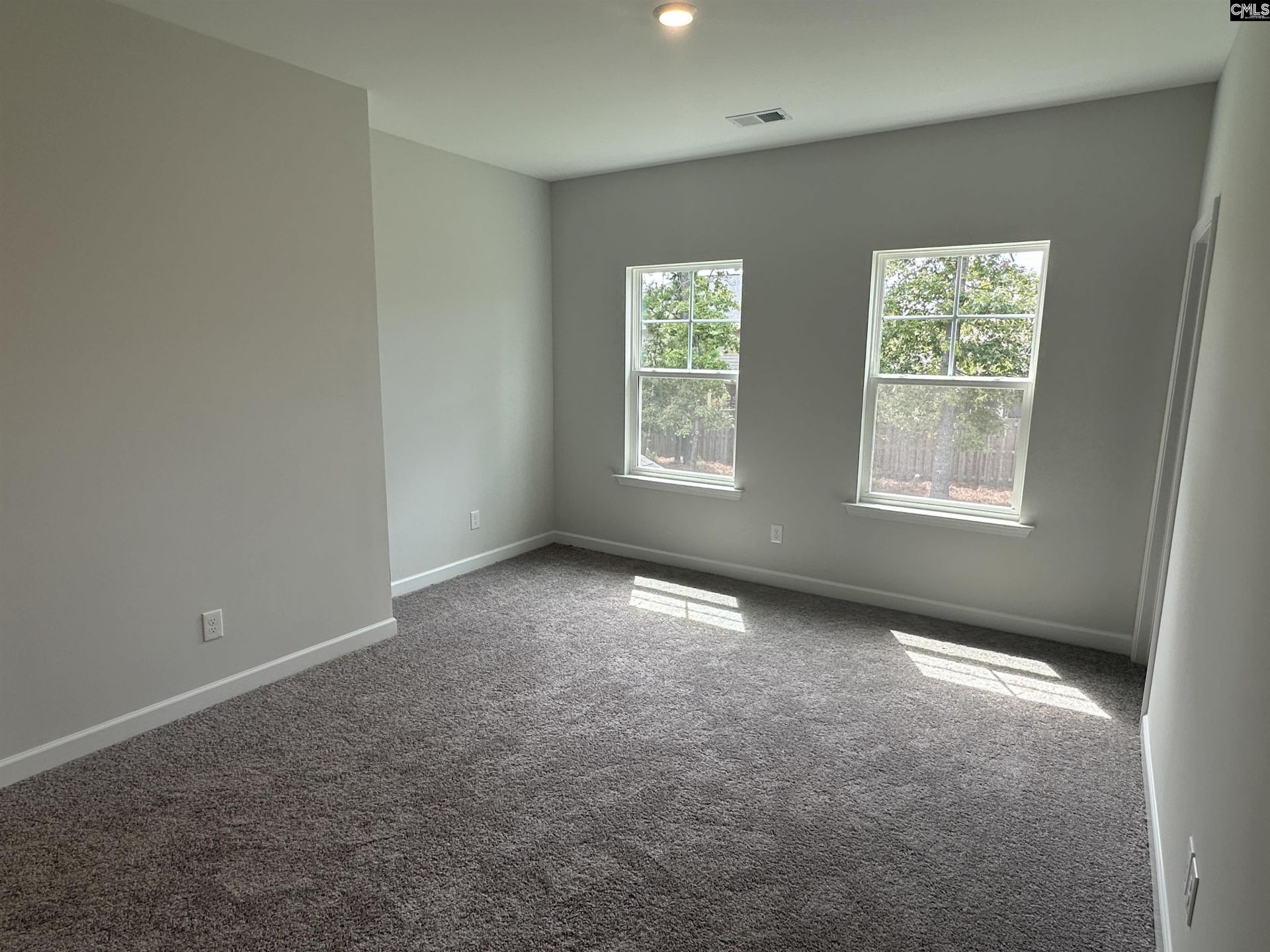621 Falling Leaf Lane Photo 18