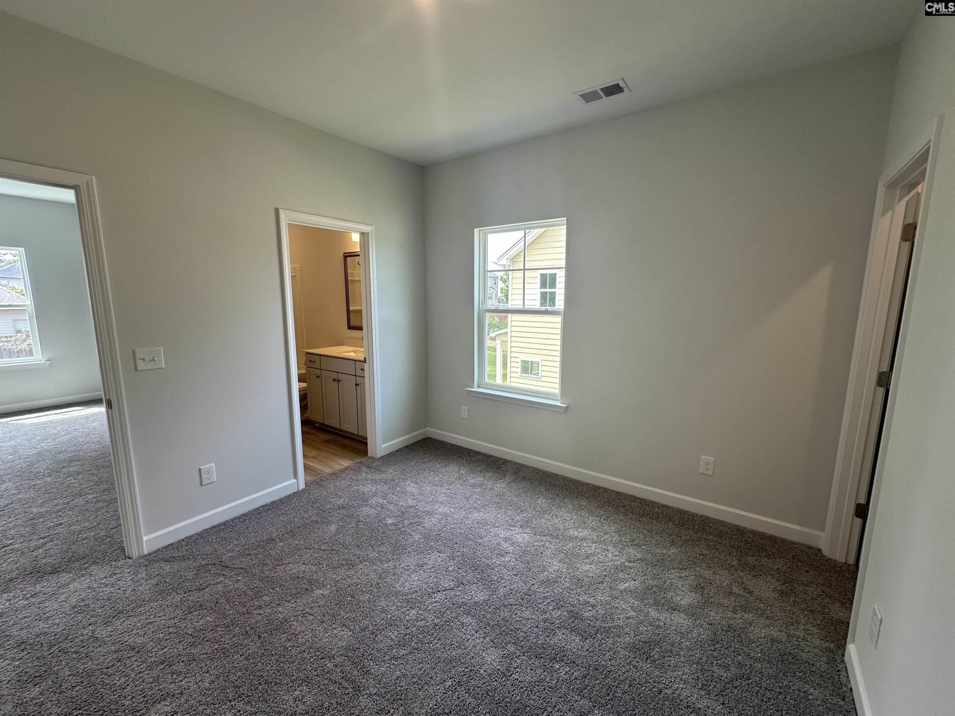 621 Falling Leaf Lane Photo 21