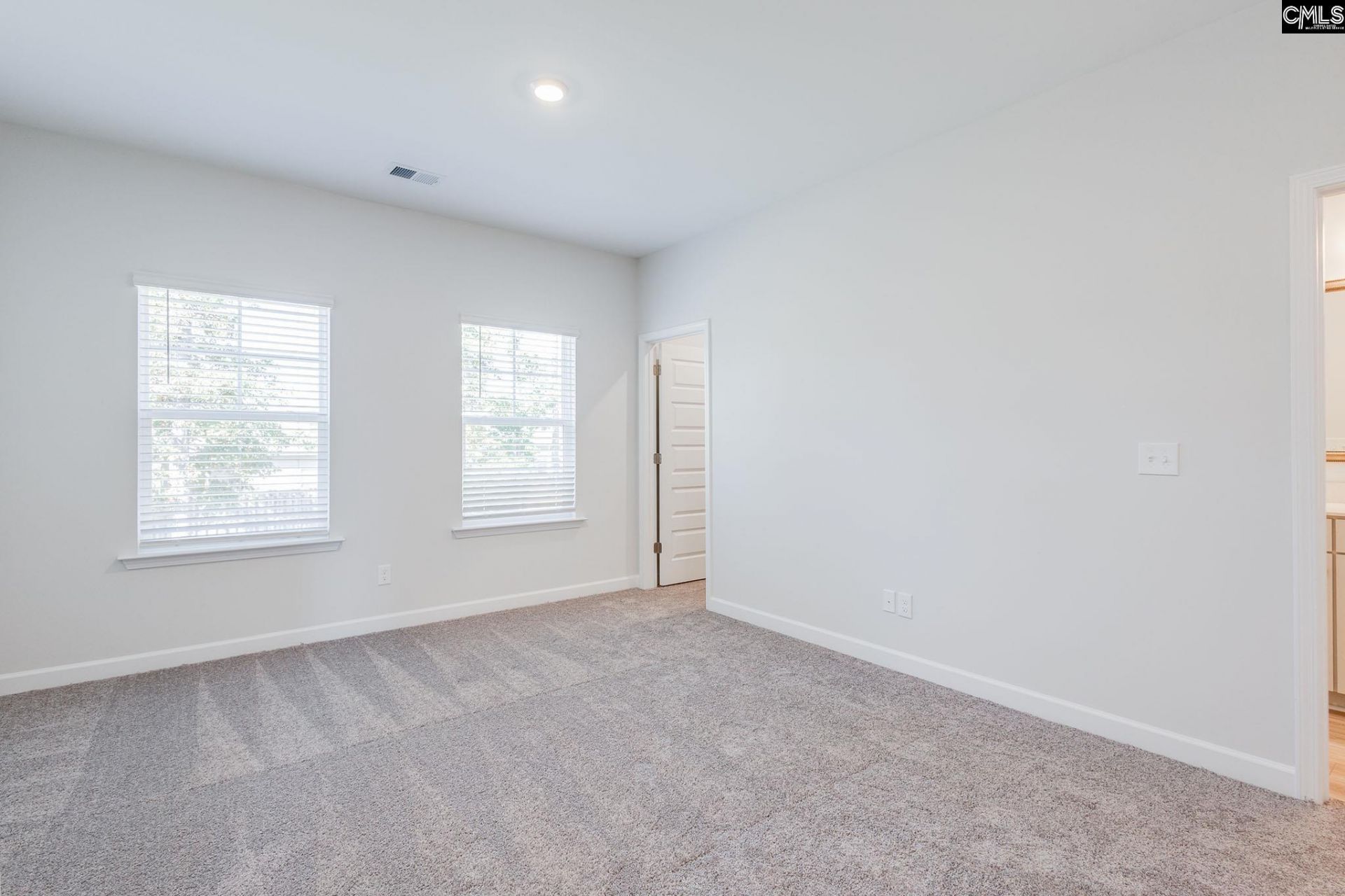 621 Falling Leaf Lane Photo 26