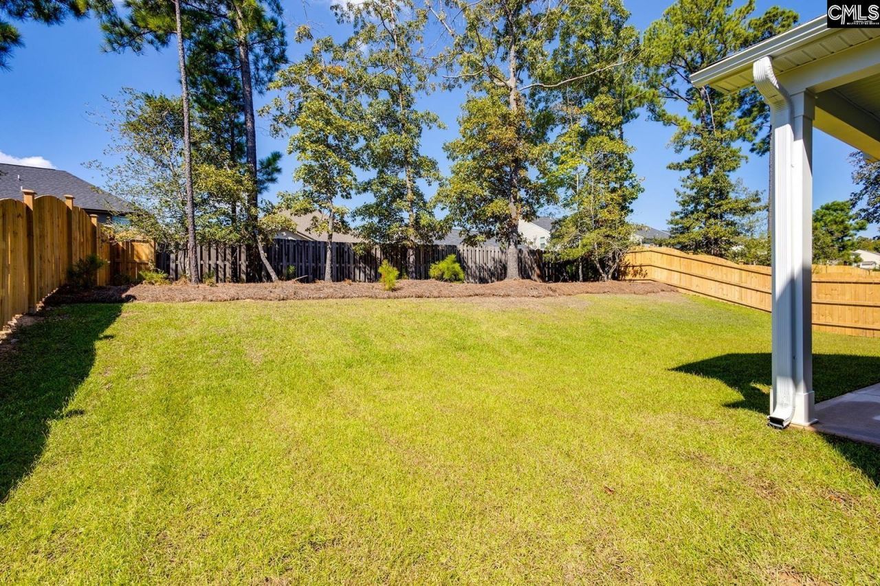 621 Falling Leaf Lane Photo 38