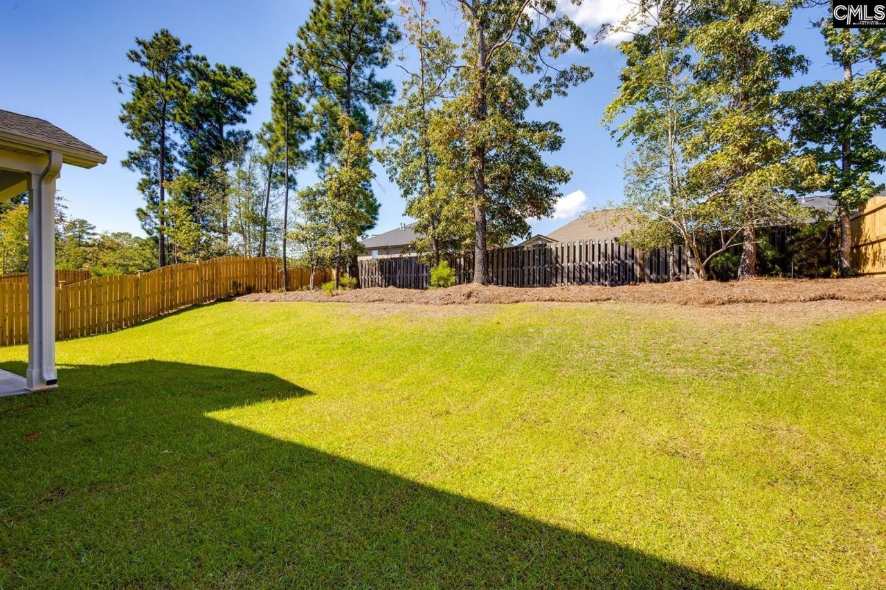 621 Falling Leaf Lane Photo 39