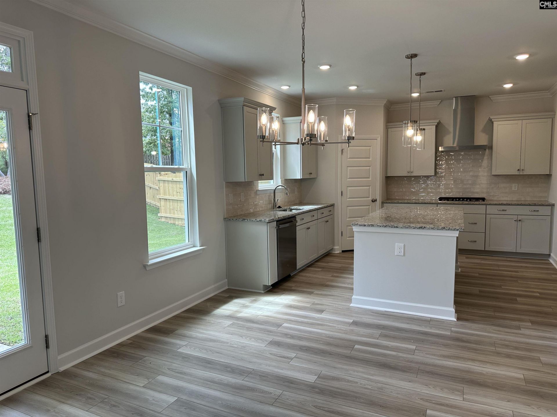 621 Falling Leaf Lane Photo 8