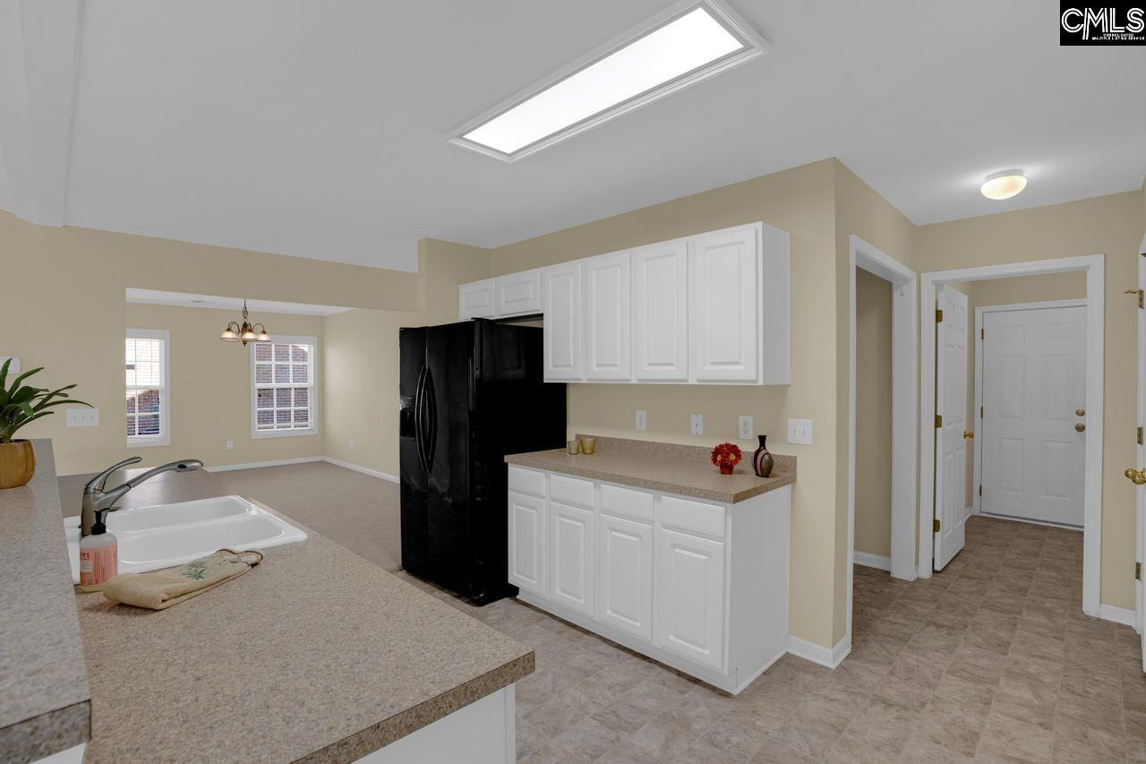 135 Derby Drive  Photo 11