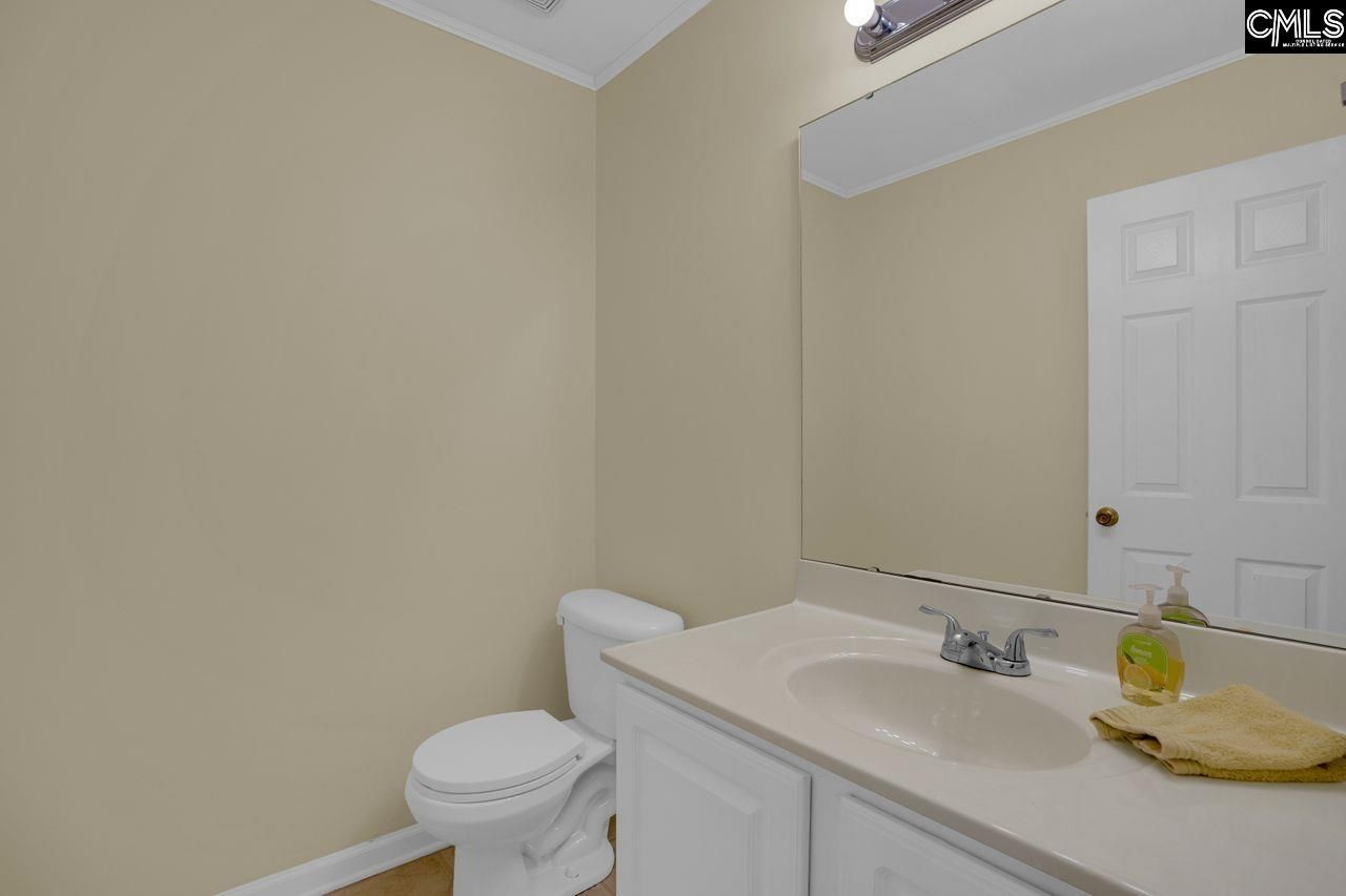 135 Derby Drive  Photo 6