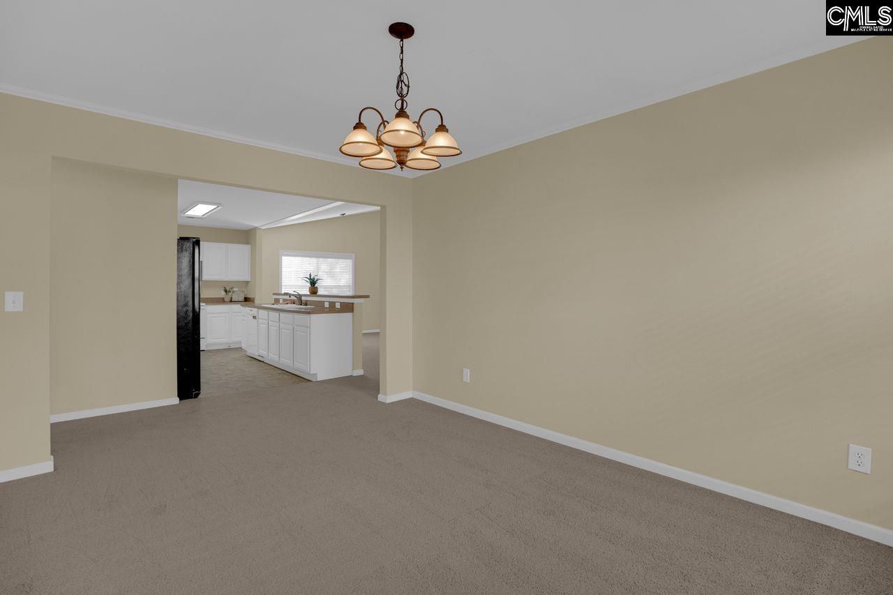 135 Derby Drive  Photo 8