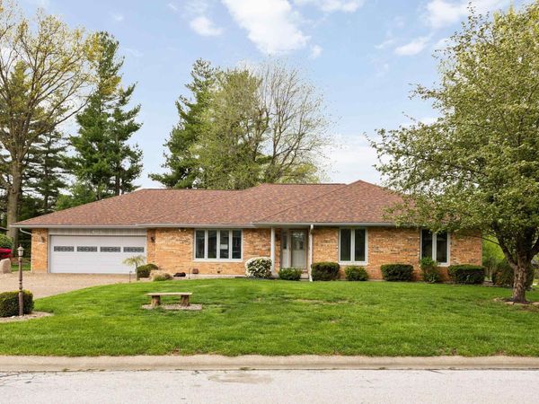 4128 COACHLIGHT Court, Quincy, IL 62305