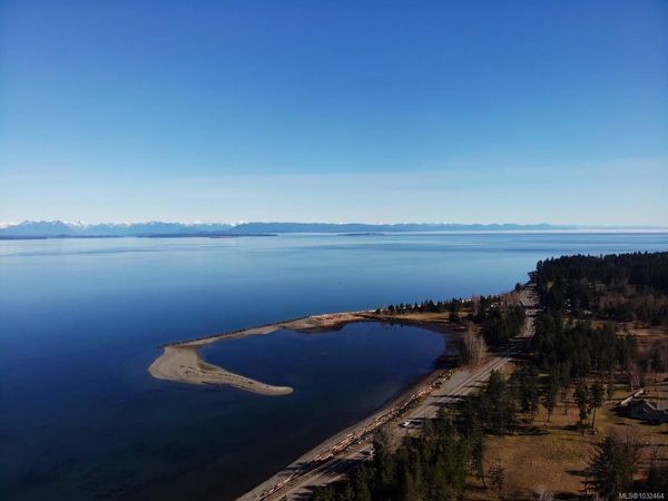 4275 Island Hwy S, Unit SL 1, Campbell River, BC V9H 1B7