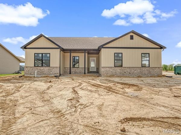 951 Forbs Drive, Waterloo, IL 62298