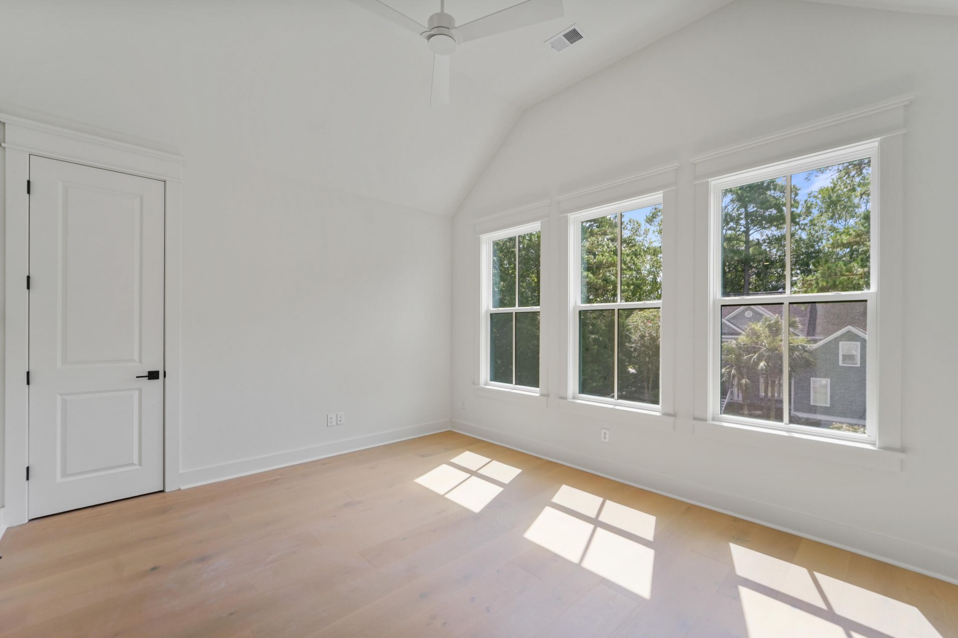 4715 Gold Cup Lane Photo 31