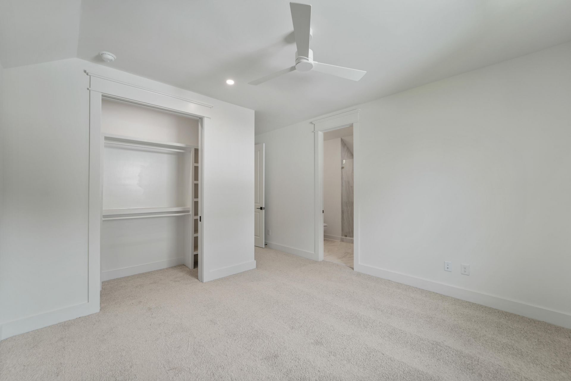 4715 Gold Cup Lane Photo 33