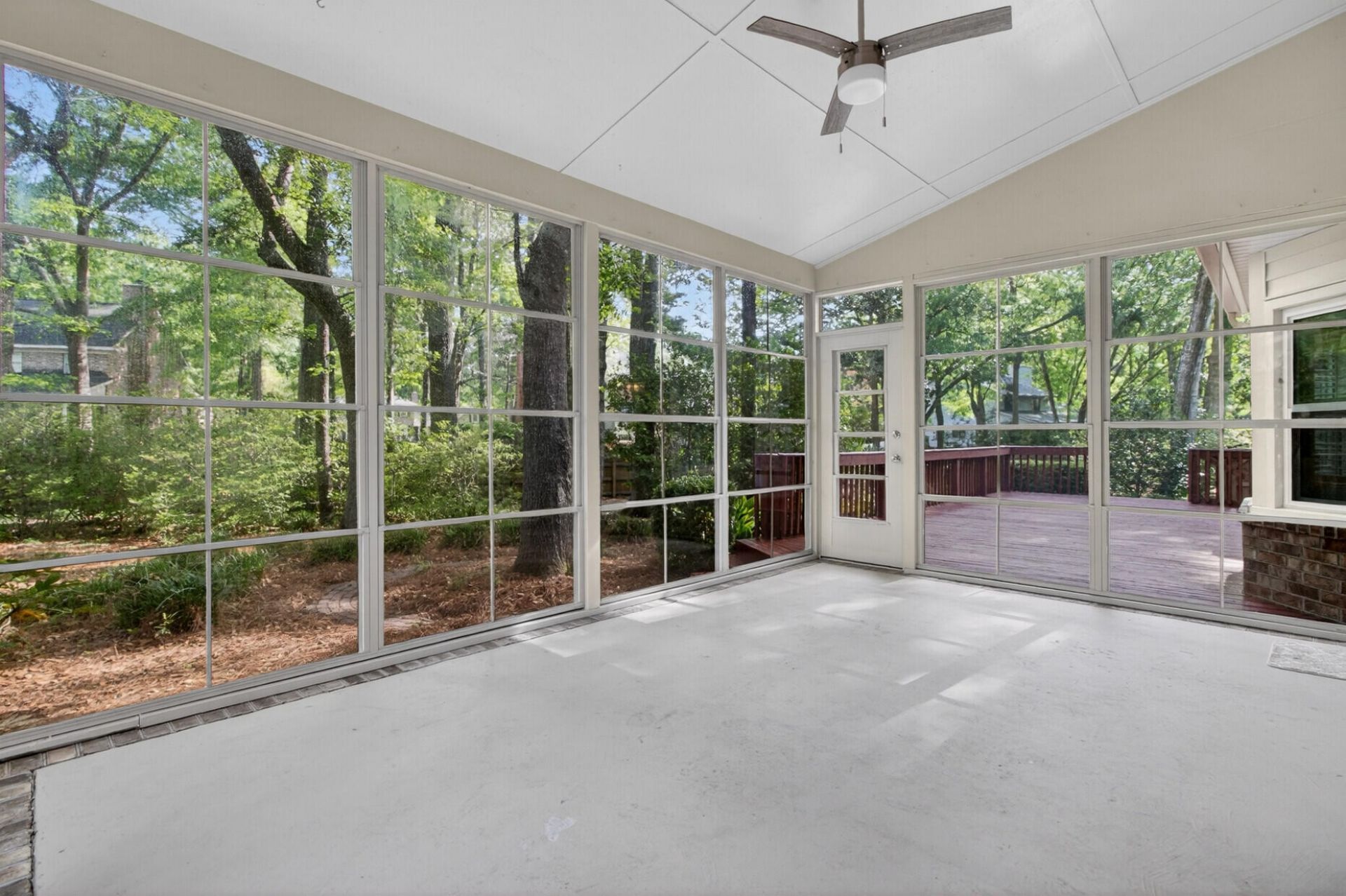 307 High Grove Road Photo 36