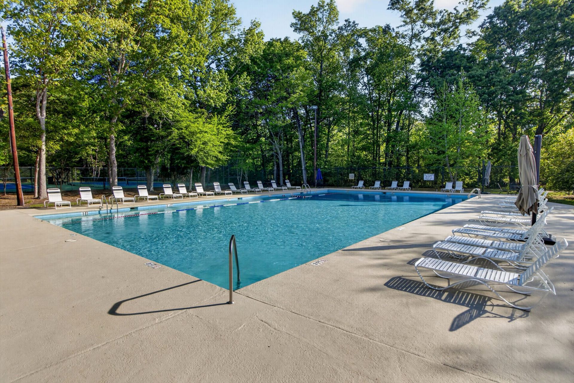 307 High Grove Road Photo 47