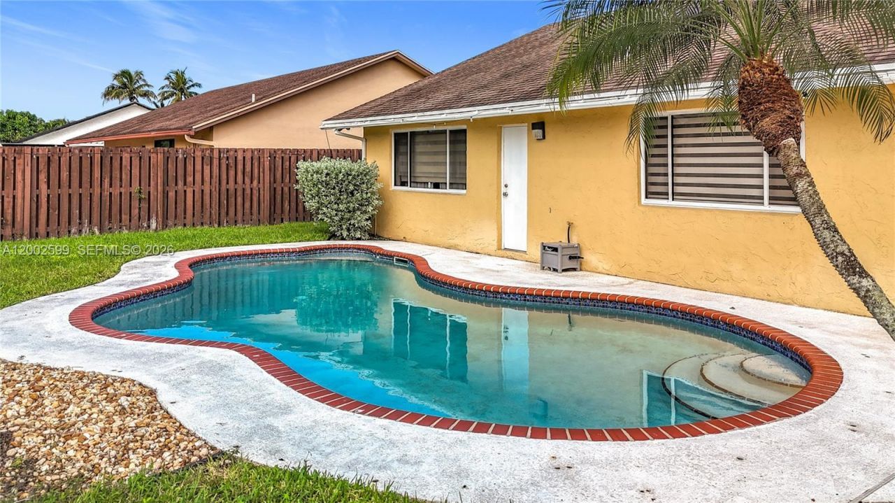 8060 NW 51st Ct , Unit 8060, Lauderhill, FL 33351 Photo