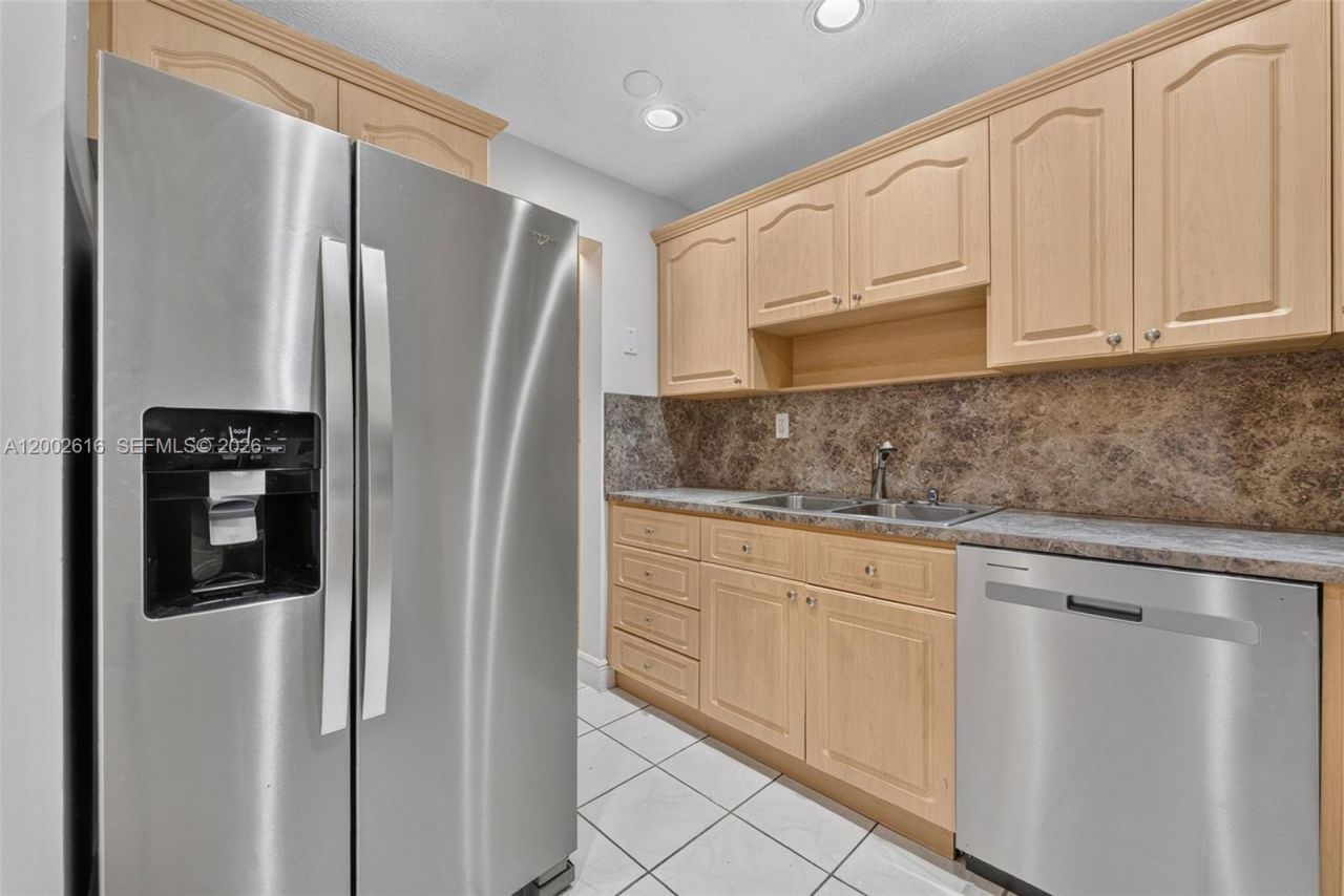 5555 Ludlam Rd, Unit 23, South Miami, FL 33155 Photo