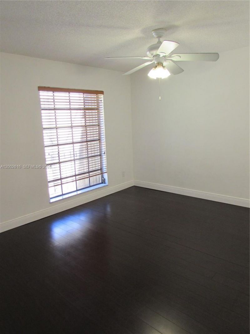 5555 Ludlam Rd , Unit 23, South Miami, FL 33155 Photo