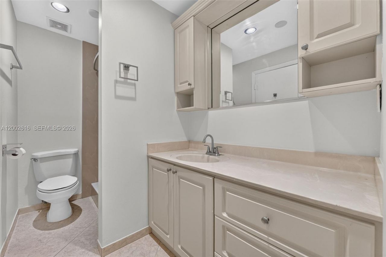 5555 Ludlam Rd, Unit 23, South Miami, FL 33155 Photo