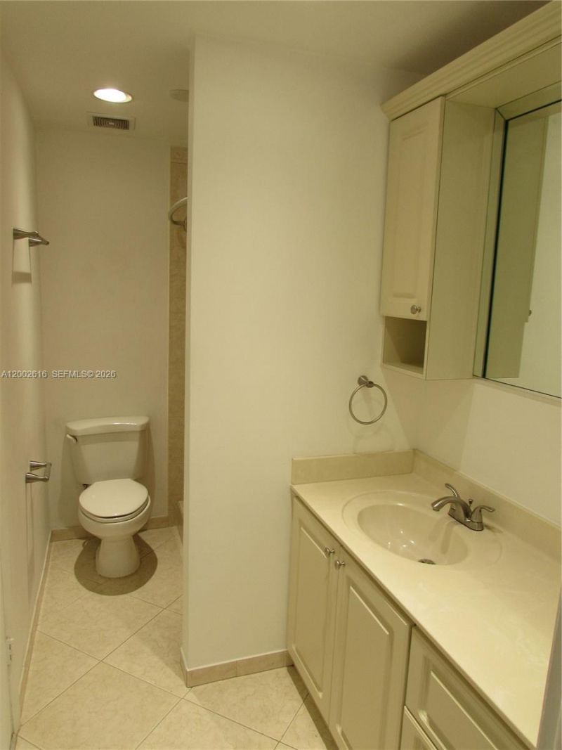 5555 Ludlam Rd , Unit 23, South Miami, FL 33155 Photo