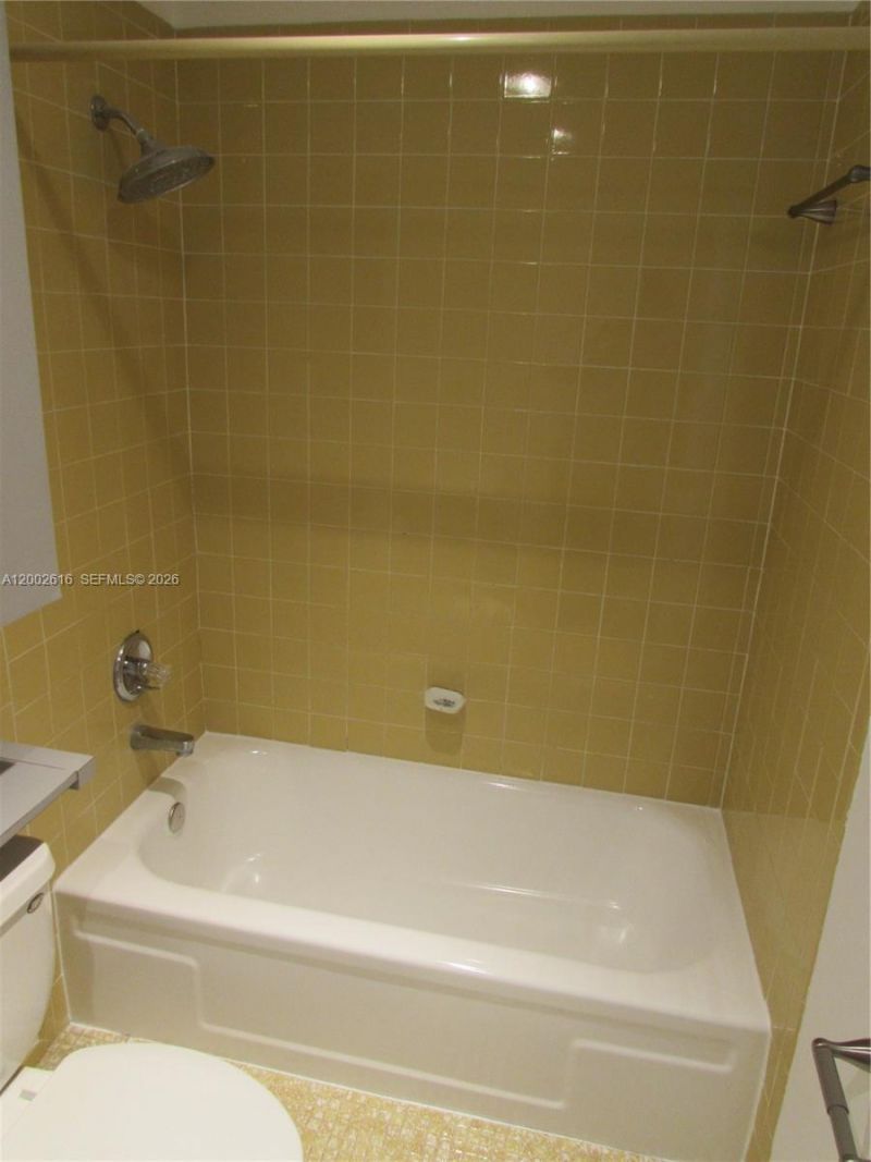 5555 Ludlam Rd , Unit 23, South Miami, FL 33155 Photo