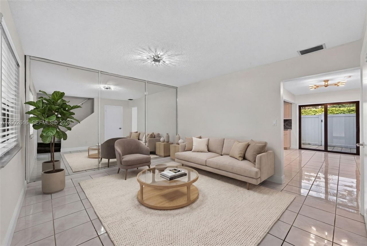 5555 Ludlam Rd, Unit 23, South Miami, FL 33155 Photo