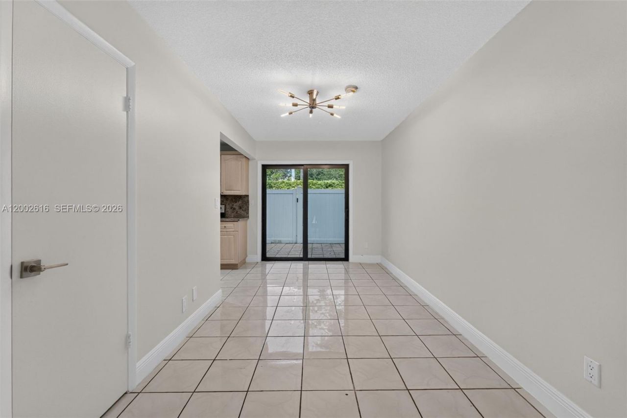 5555 Ludlam Rd, Unit 23, South Miami, FL 33155 Photo