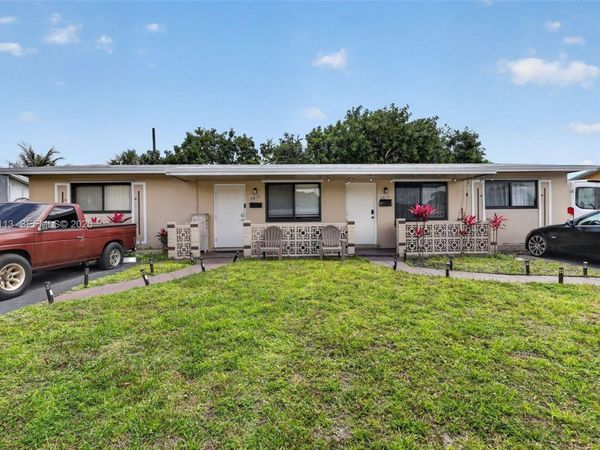 5814 Cleveland St , Hollywood, FL 33021