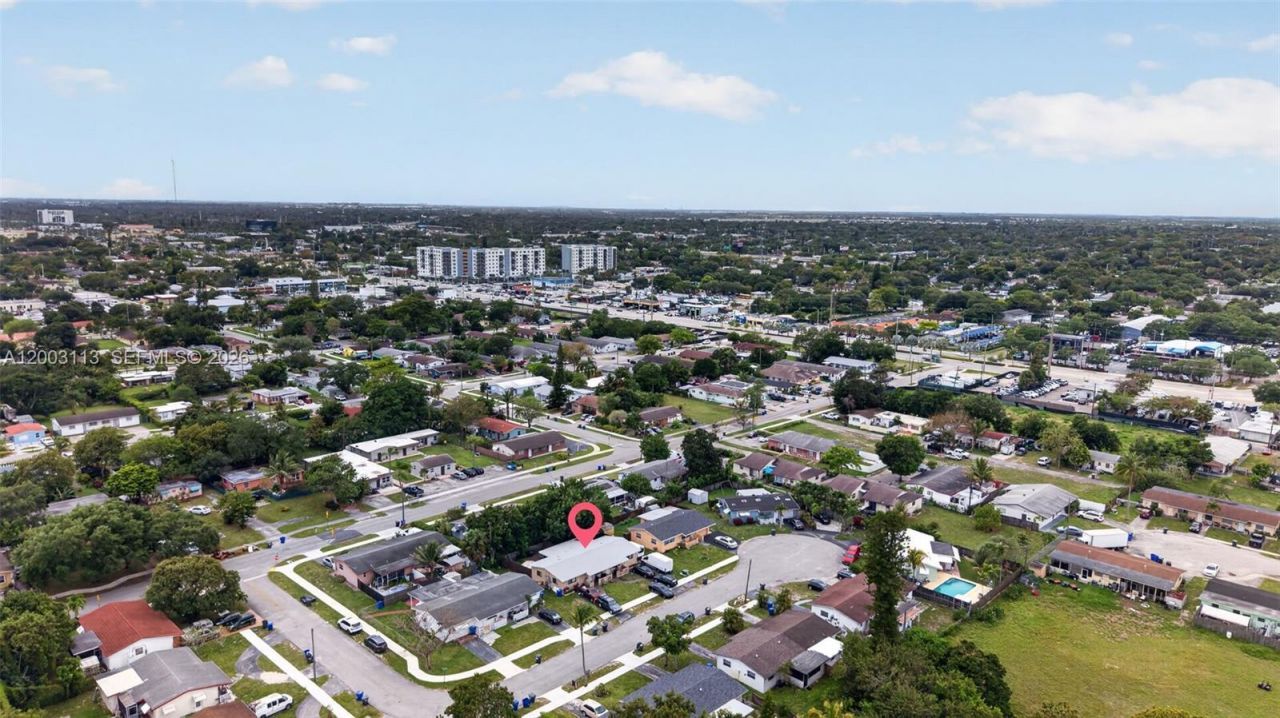 5814 Cleveland St , Hollywood, FL 33021 Photo